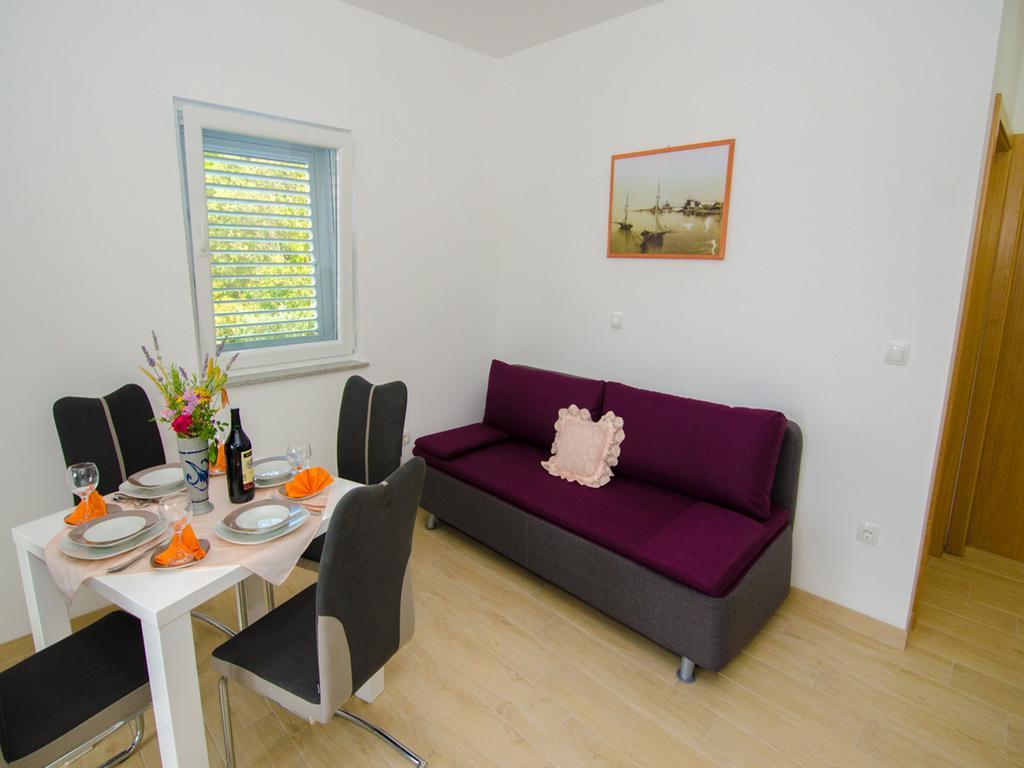 Apartments Vesela Janjina Экстерьер фото